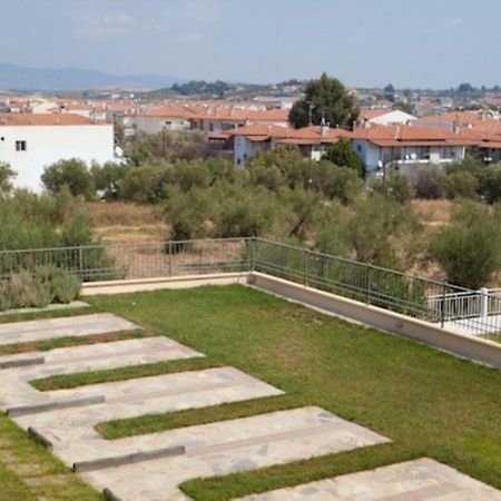 Alexandros Maisonettes & Apartments 네아 모우다니아 외부 사진