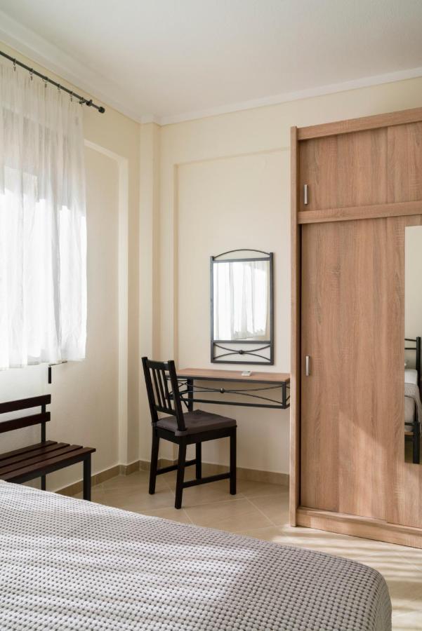 Alexandros Maisonettes & Apartments 네아 모우다니아 외부 사진